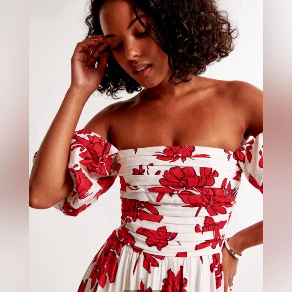 Abercrombie & Fitch Emerson Red and White Floral Off-the-Shoulder Maxi Dress - Picture 3 of 7